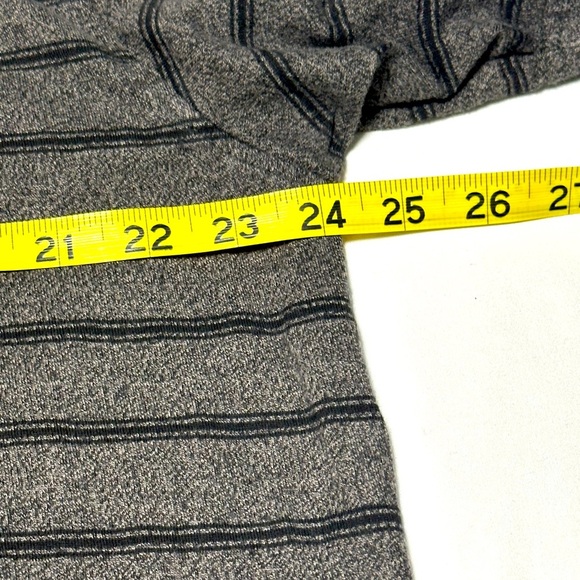 Arrow Gray Short Sleeve Tee with Stripes - Picture 3 of 6